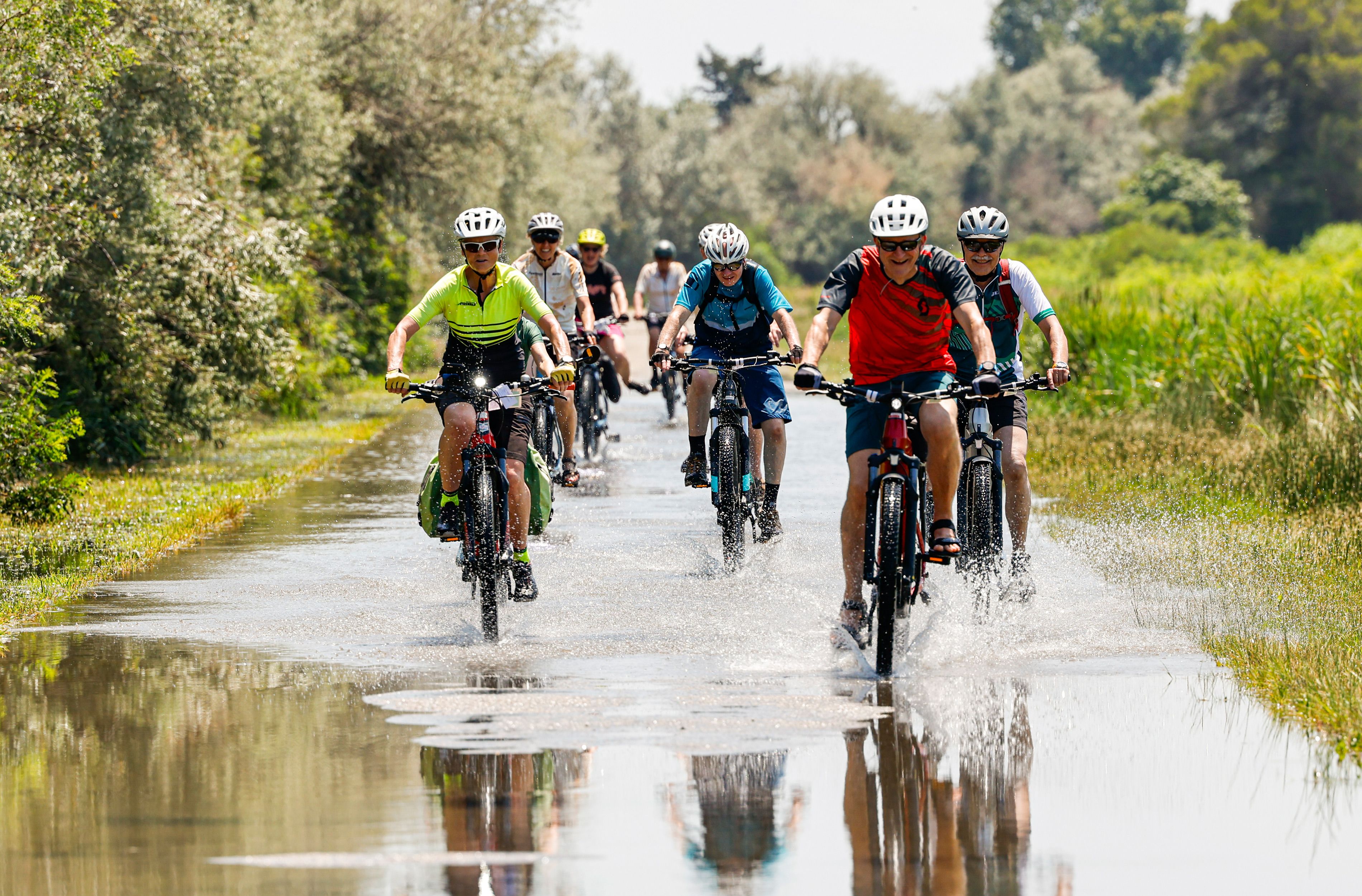 Bild: 15 Jahre Veloreisen